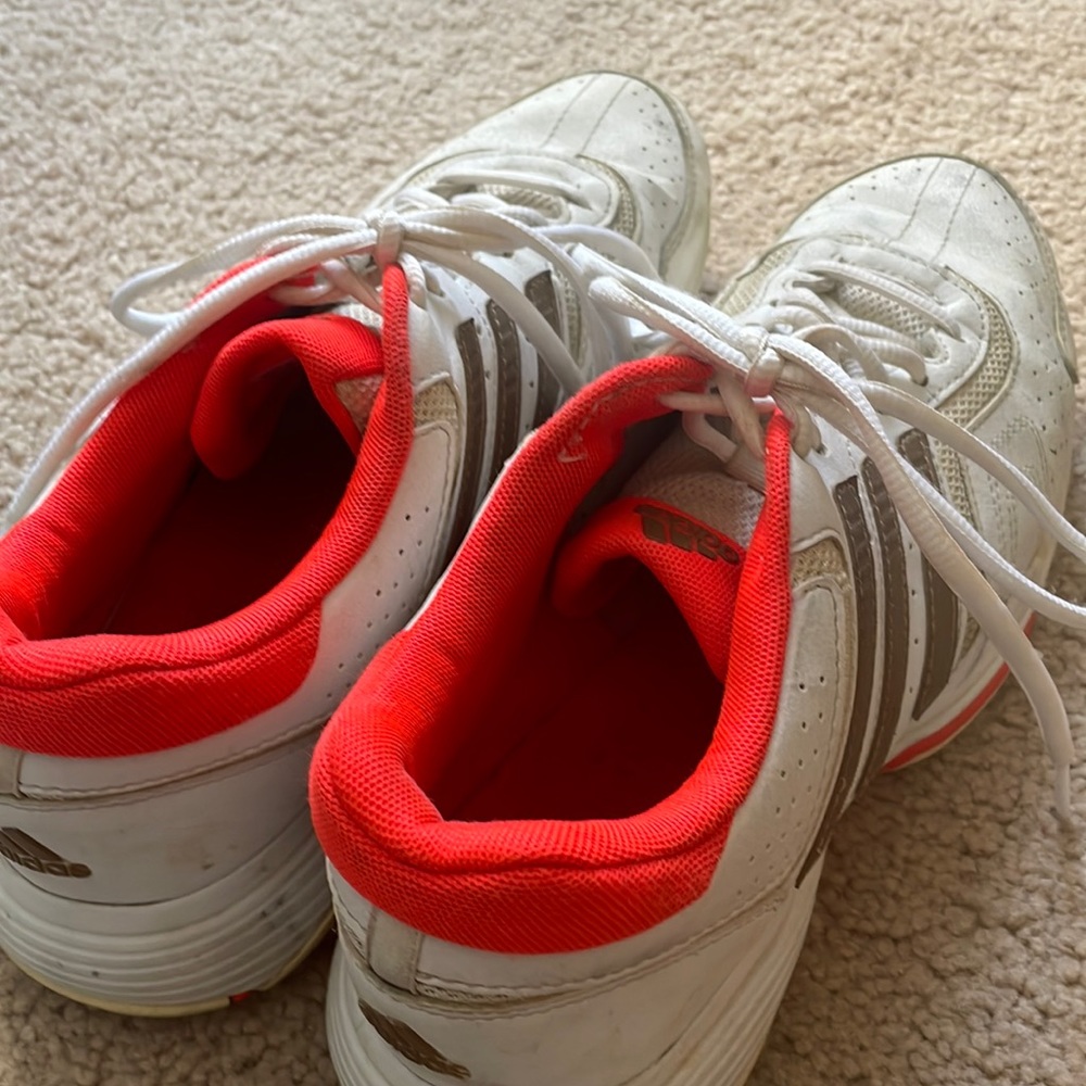 Adidas tennis court shoes in white